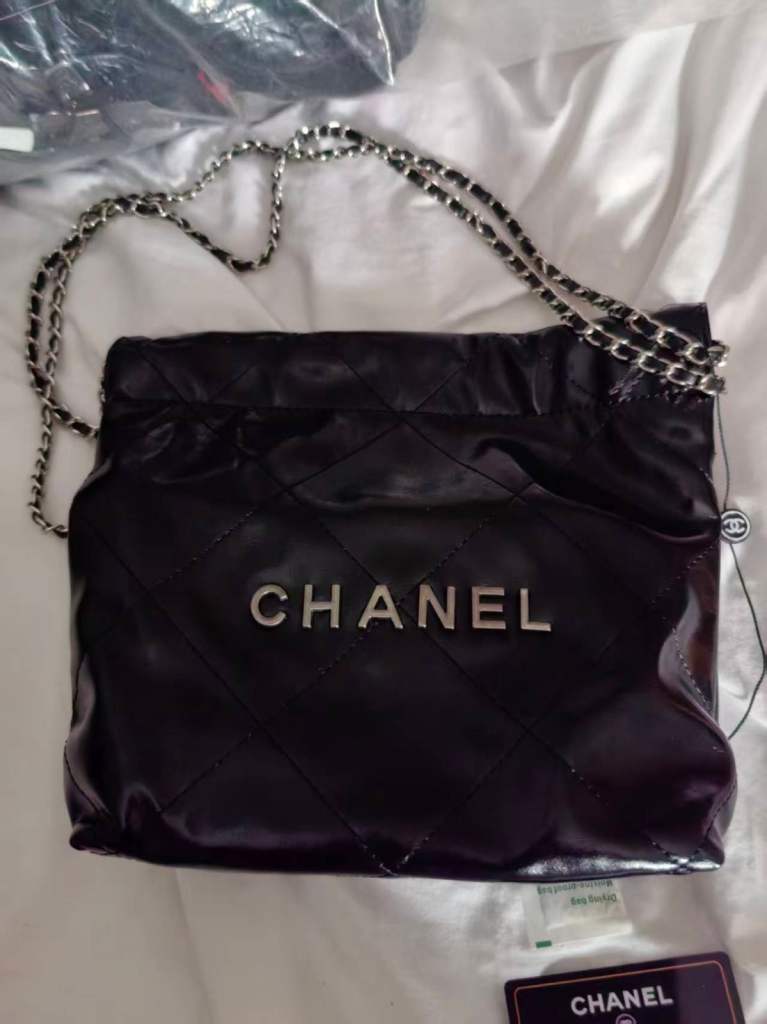 Chanel 22 Mini