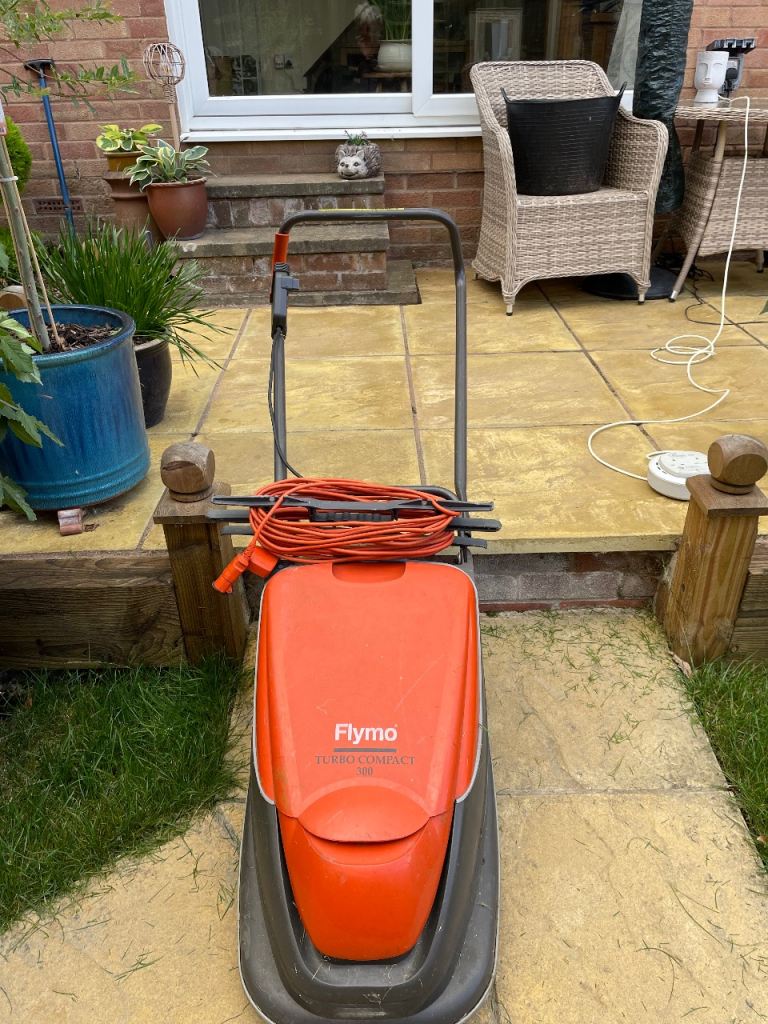 Flymo Turbo Compact 300 Electric Lawnmower – Good Condition