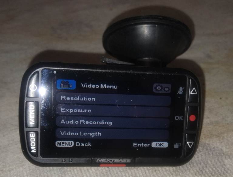 NEARLY NEW - NEXTBASE CAR DASHCAM - FHD - WIDE ANGLE - 64GB - DELIVERY