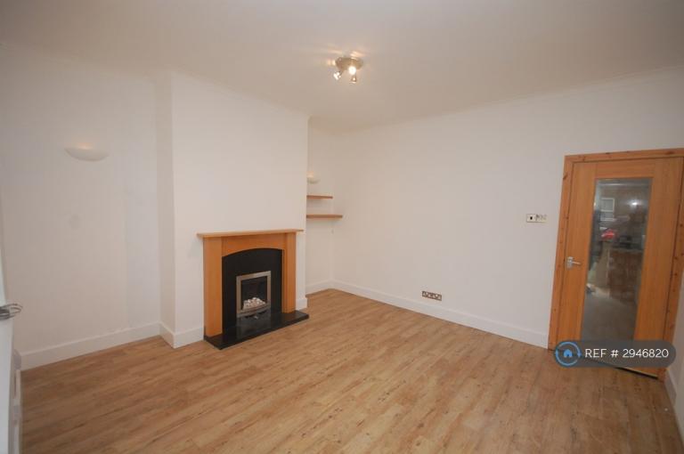 2 bedroom house in Hindley St, Chorley, PR7 (2 bed) (#2946820)