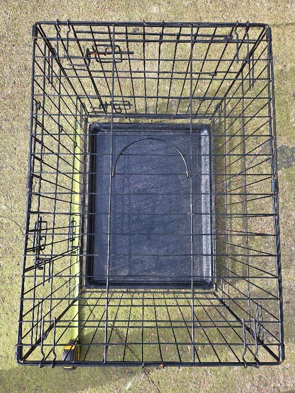Dog cage medium Size
