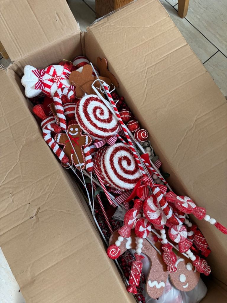 Christmas Gingerbread & Candy Cane Decorations - As Good As New