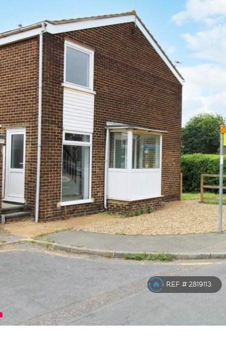3 bedroom house in Station Road, Gillingham, ME8 (3 bed) (#2819113)