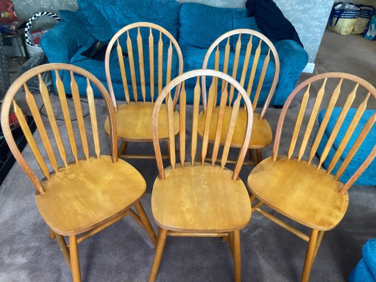 Dining chairs 