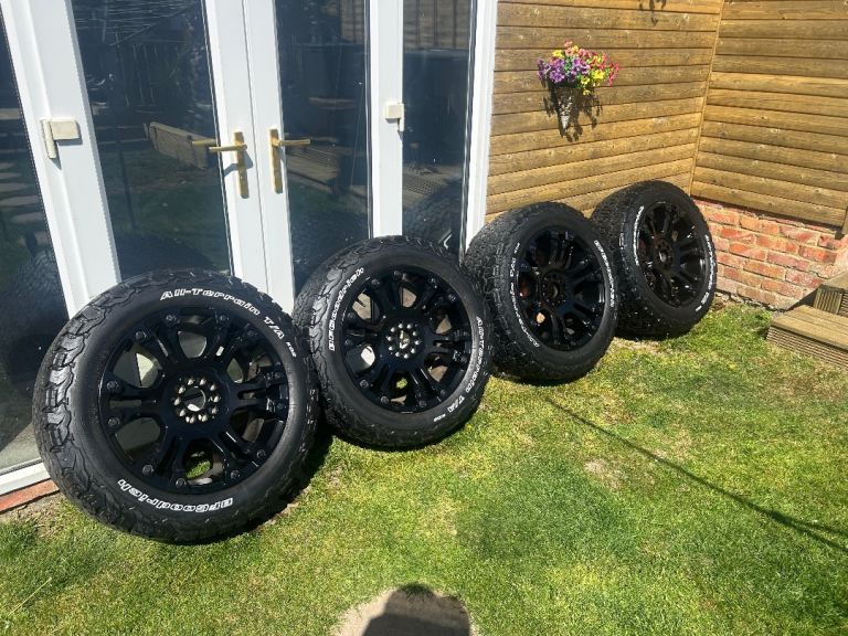 4x 18” Fuel Vapour Black Alloy Wheels with 4x BF Goodrich All-Terrain K02 Tyres (White Lettering)