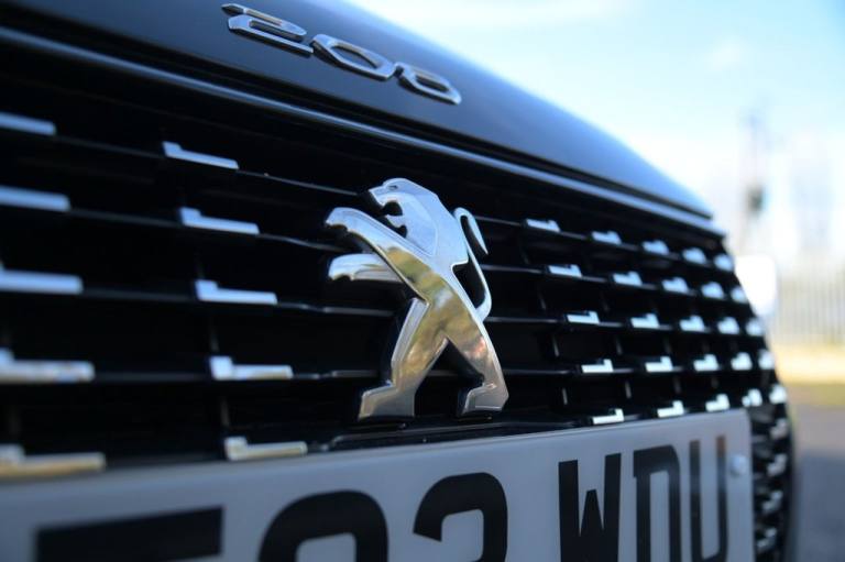 2023 Peugeot 208 1.2 PureTech Allure Premium + Hatchback 5dr Petrol EAT Euro 6 (s/s) (130 ps Hatc...