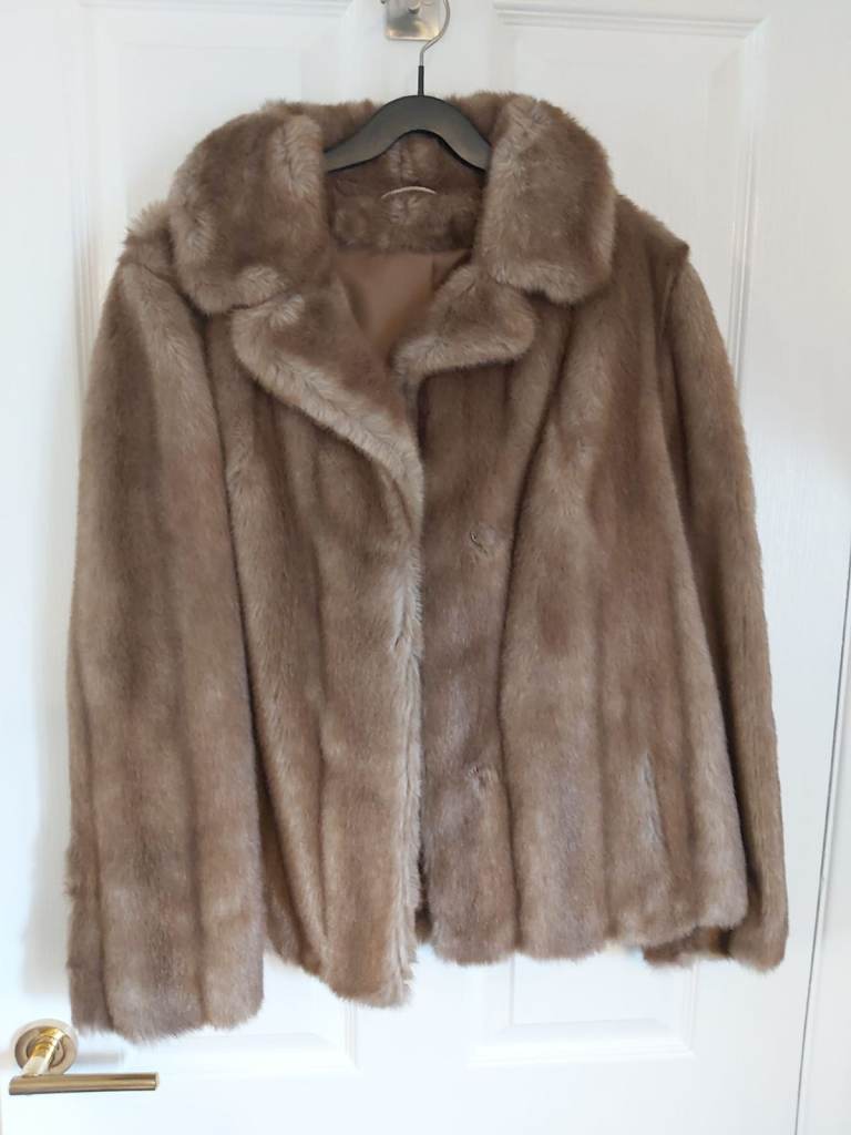image for Lovely Faux fur ladies jacket small VGC