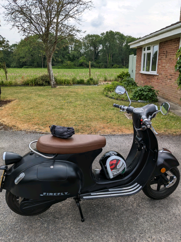 Electric moped (retro style)