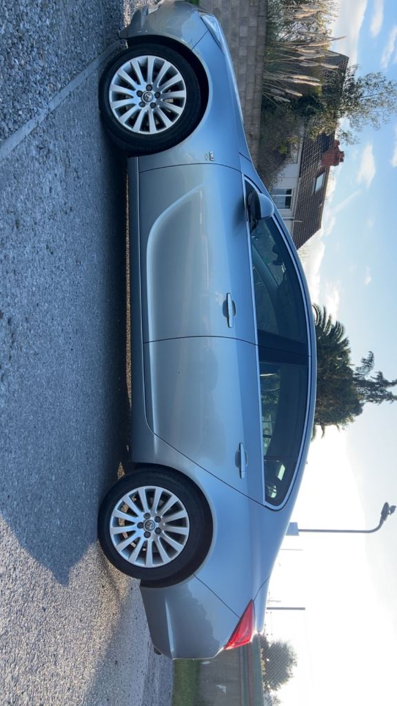 2011 Vauxhall Insignia 