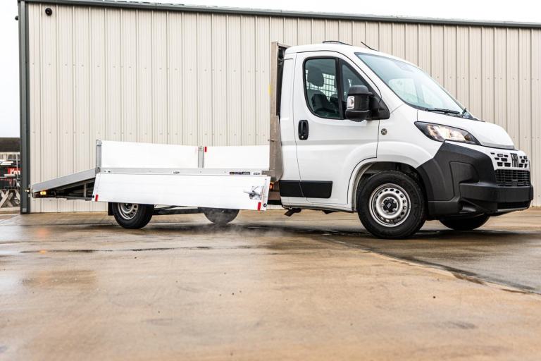 2025 BRAND NEW FIAT DUCATO 2.2 DIESEL PLANT BEAVERTAIL DROPSIDE HIGHWAY MAINTENA