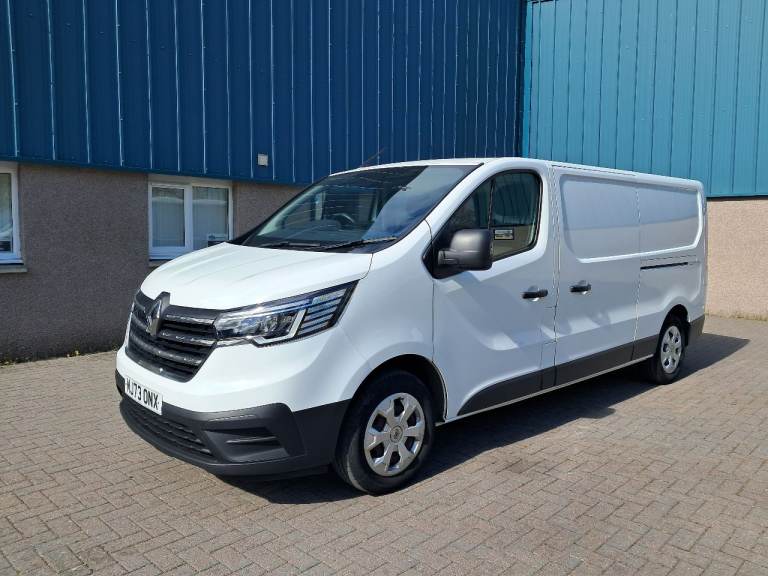 Renault, TRAFIC, Panel Van, 2023, Manual, 1997 (cc)