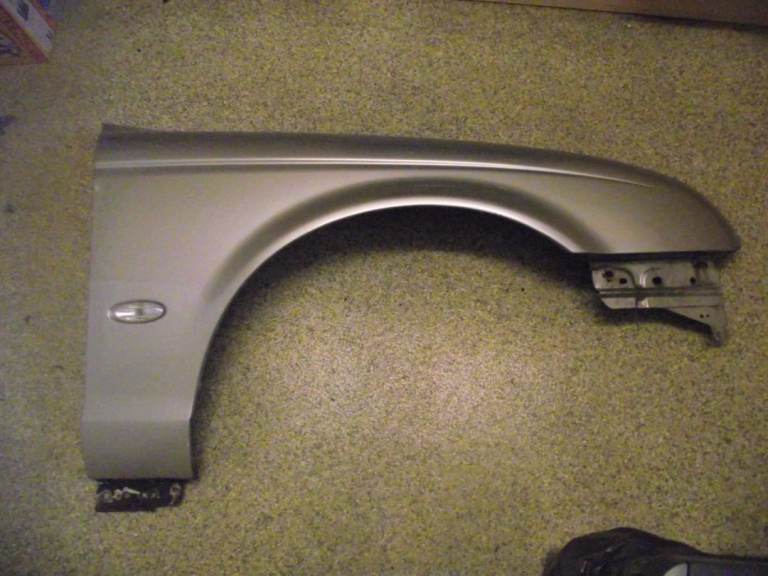 Jaguar s type driver side front wing color mdz