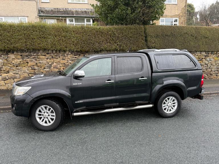 2013 Toyota Hilux Invincible D/Cab Pick Up 3.0 D-4D 4WD 171 Auto PICK UP Diesel Automatic