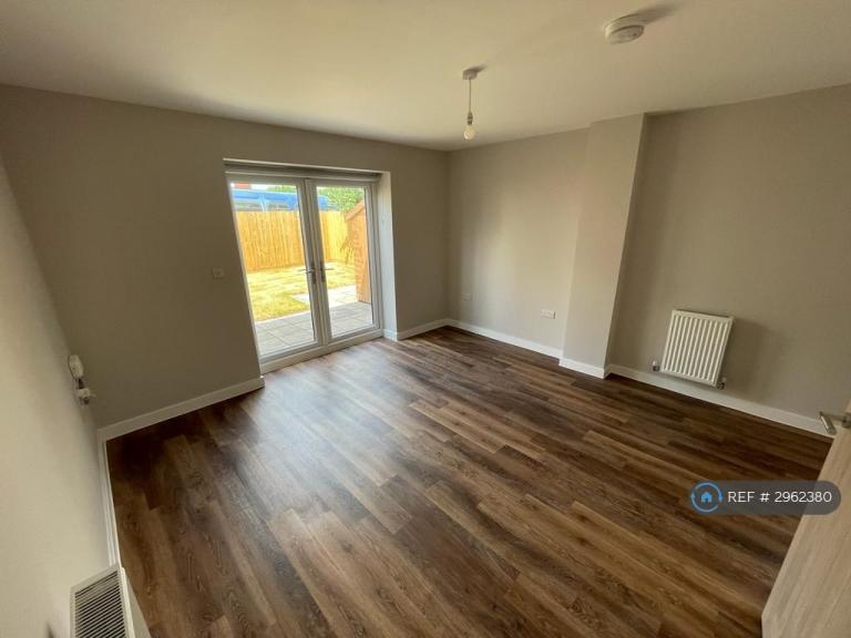 2 bedroom house in Bayley Place, Exeter, EX1 (2 bed) (#2962380)