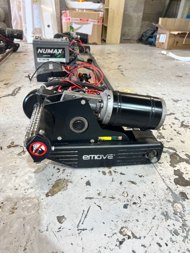 Caravan Motor Mover 