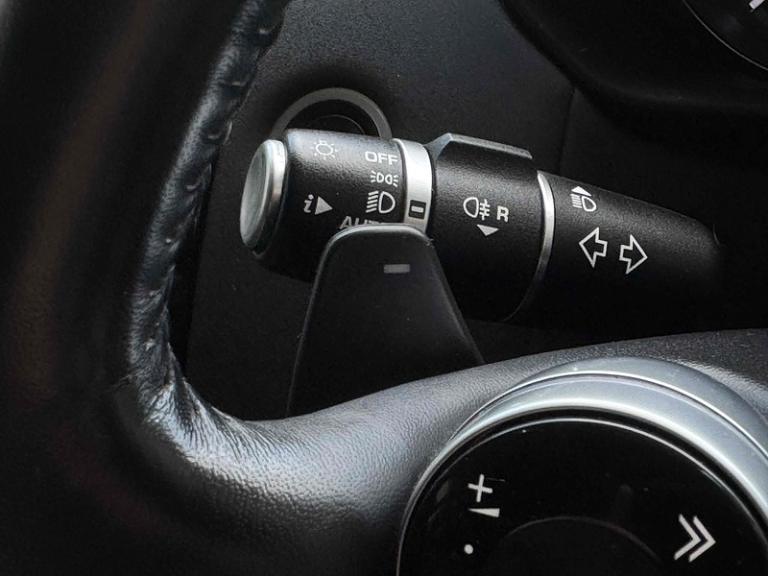 2019 Land Rover Discovery SD V6 Anniversary Edition SUV Diesel Automatic