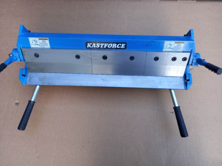 Box pan brake folder