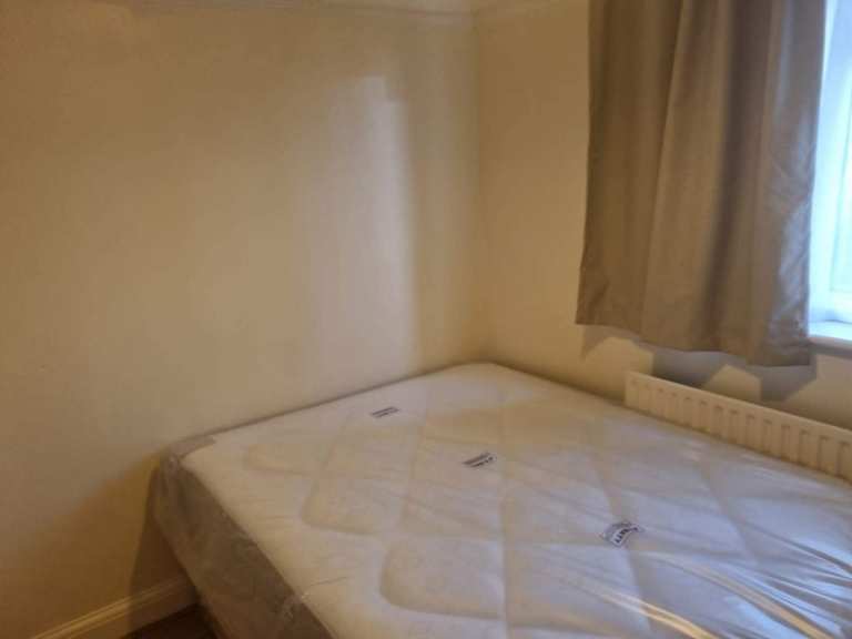 Double room at dollis hill in £795pcm