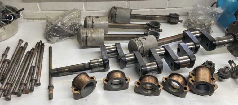 1920's Bentley 3 Litre Pistons, Conrods and Crankshaft