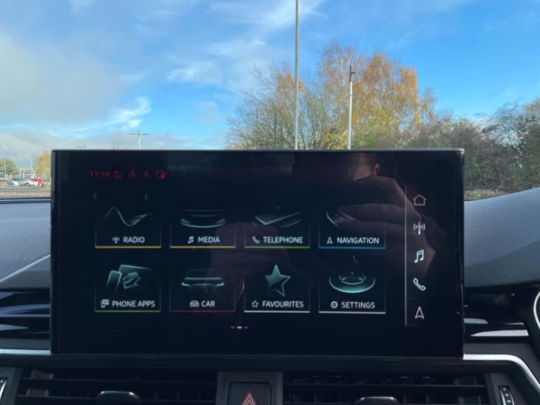 2021 Audi A4 2.0 TDI 30 S line Saloon 4dr Diesel S Tronic Euro 6 (s/s) (136 ps) SALOON Diesel Aut...