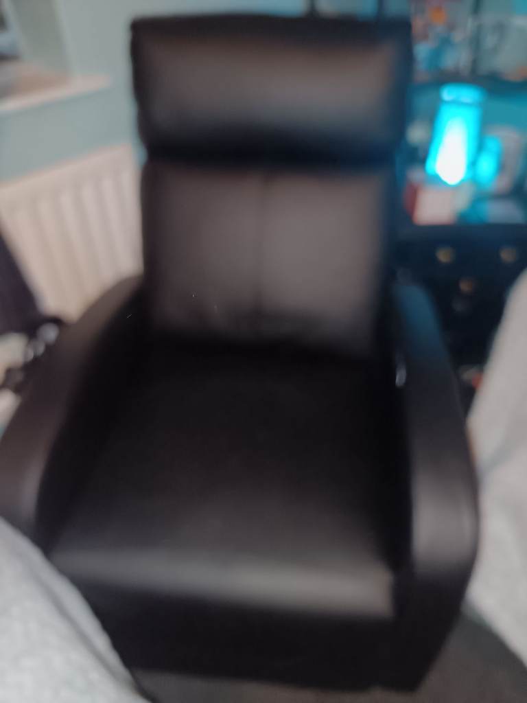 New recliner chair, with heat a massage chair. 