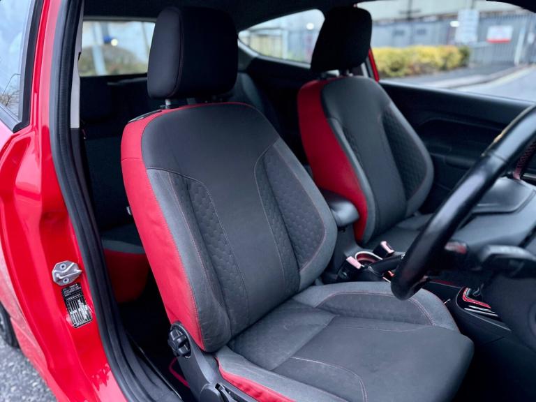 2016 Ford Fiesta 1.0 EcoBoost 140 Zetec S Red 3dr HATCHBACK Petrol Manual