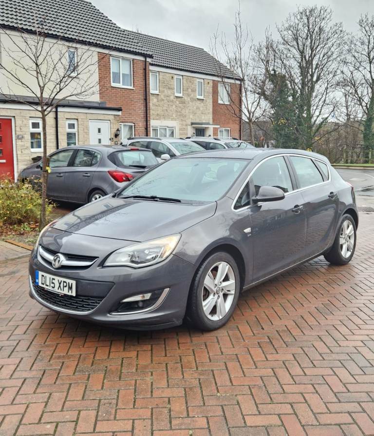 Vauxhall, ASTRA, Hatchback, 2015, Manual, 1956 (cc), 5 doors