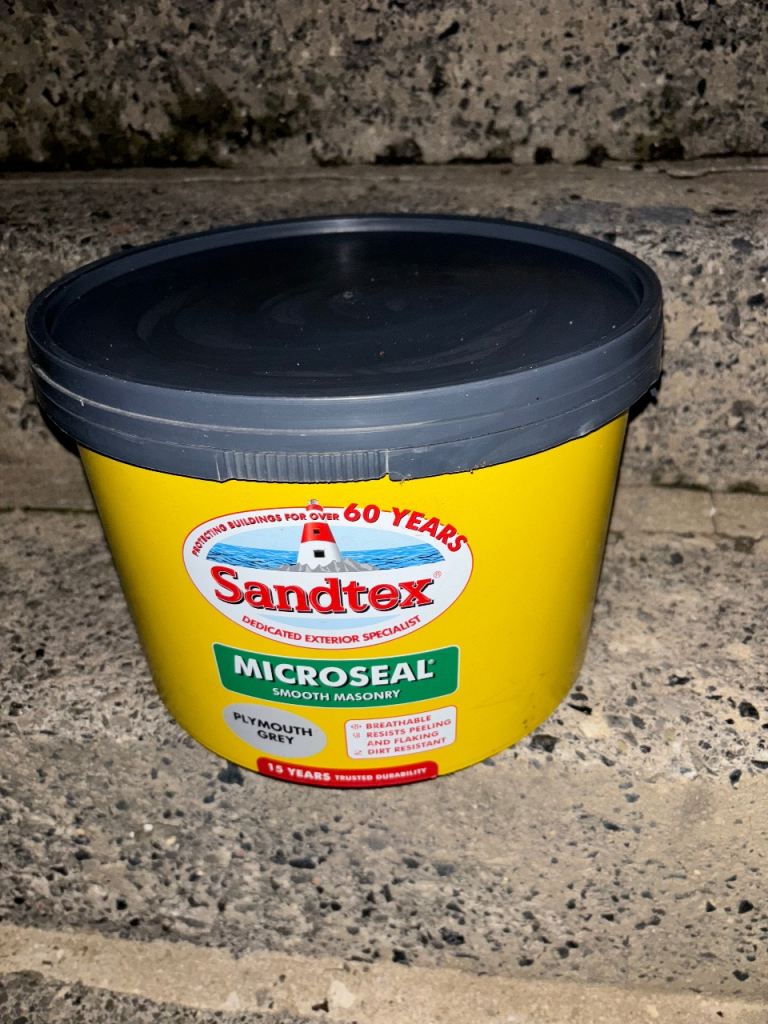 Sandtex masonry paint