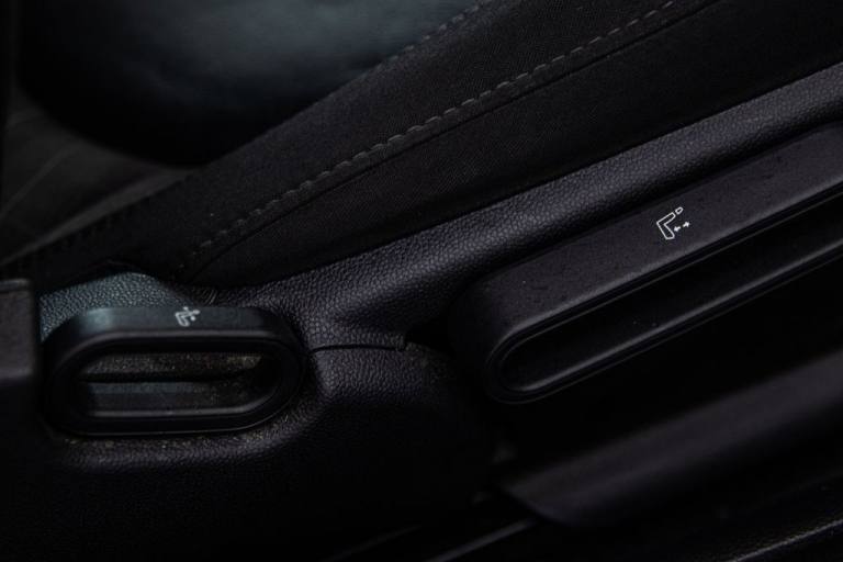 2018 MINI Hatch 1.5 Cooper Hatchback 3dr Petrol Manual Euro 6 (s/s) (136 ps) Hatchback Petrol Manual