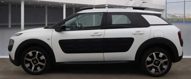 2017 Citroen C4 Cactus 1.6 BlueHDi Flair 5dr ETG6 HATCHBACK DIESEL Automatic