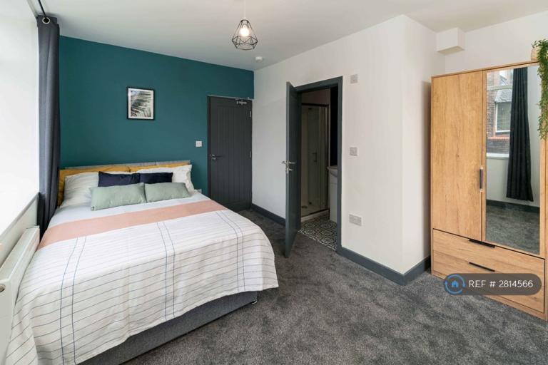 1 bedroom in Broad St, Manchester, M24 (#2814566)