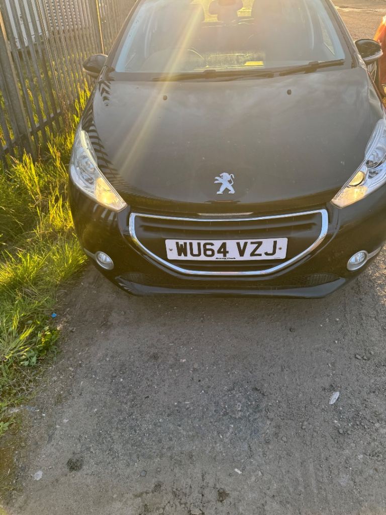 Peugeot, 208, Hatchback, 2014, Manual, 1199 (cc), 5 doors