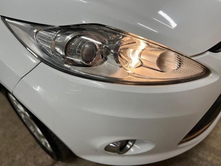 2011 Ford Fiesta 1.4 Zetec 3dr HATCHBACK PETROL Manual