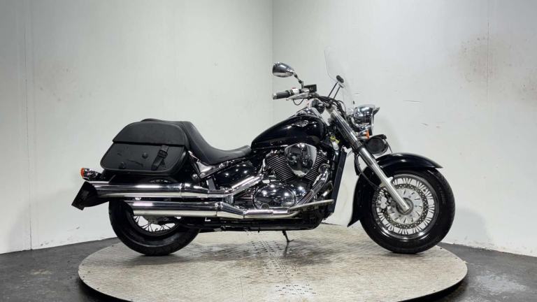 image for Suzuki Intruder 800 VZ C 2009 L0 21K MOT SERVICED CRUISER BIKE PANNIERS 800CC