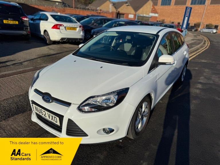 Ford Focus 1.6 Zetec Powershift Euro 5 5dr