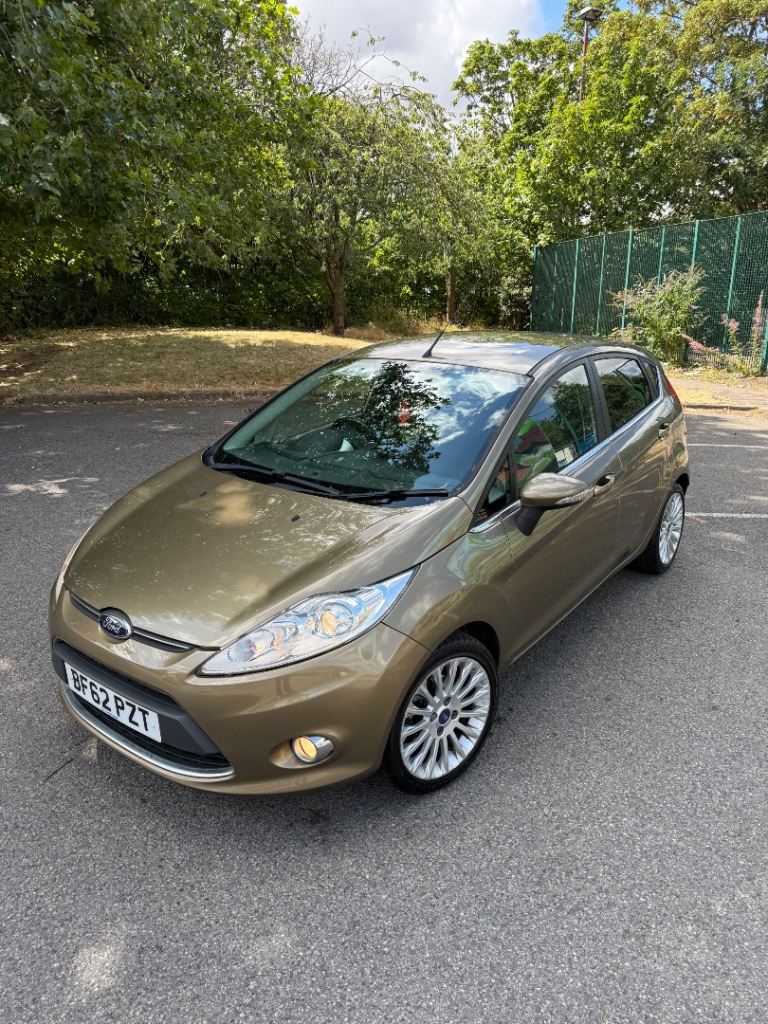 Ford, FIESTA, Hatchback, 2012, Manual, 1388 (cc), 5 doors