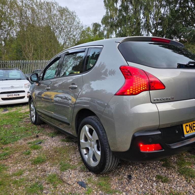 PEUGEOT 3008 ACTIVE E-HDi 1.6 DIESEL YEAR 2013 AUTOMATIC GEARBOX&LONG MOT £20 ROAD TAX PER YEAR!!!