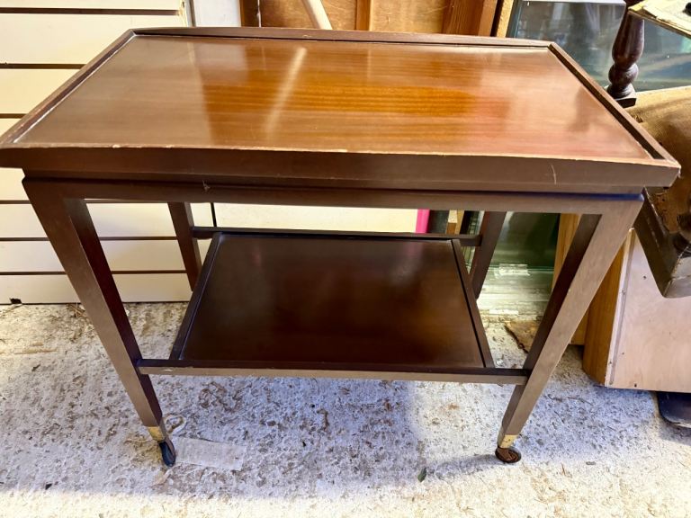 Small table on wheels