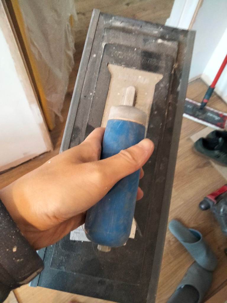REFINA PLAZIFLEX Plastering Trowel -14" x 5.5" (350mm x 140mm)