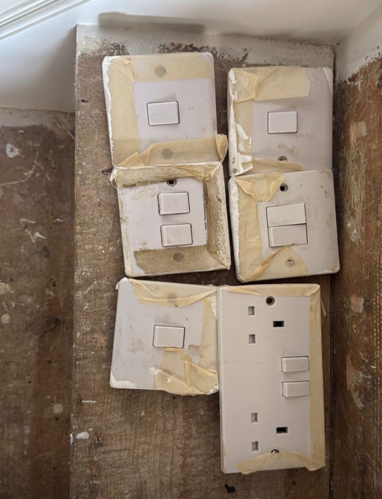 Switches and sockets FREE