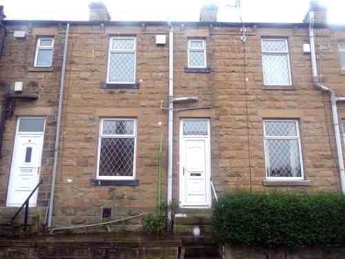 2 Bedroom House to Rent - Batley