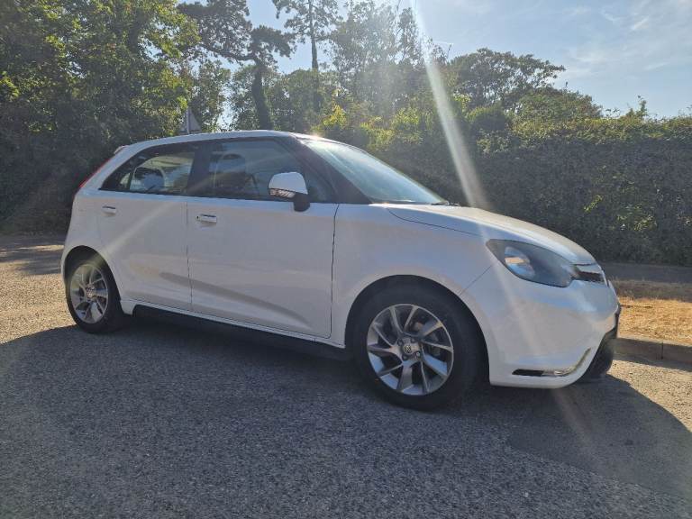 MG Motor UK, MG3, Hatchback, 2016, Manual, 1498 (cc), 5 doors