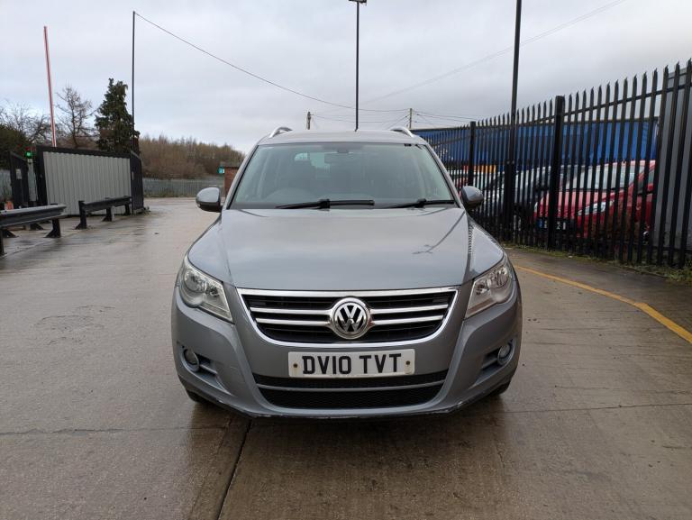 2010 Volkswagen Tiguan 2.0 TDi SE 5dr Auto ESTATE Diesel Automatic
