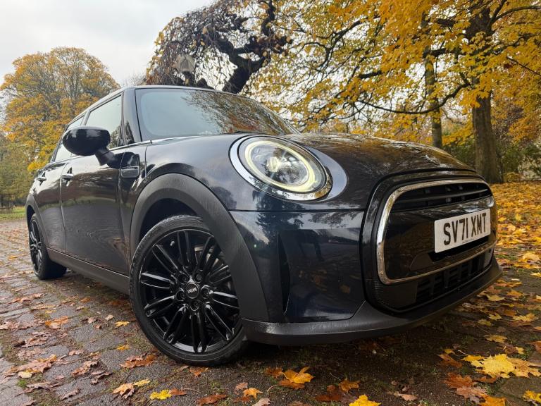 2021 MINI Hatch 1.5 Cooper Exclusive 5dr HATCHBACK Petrol Manual