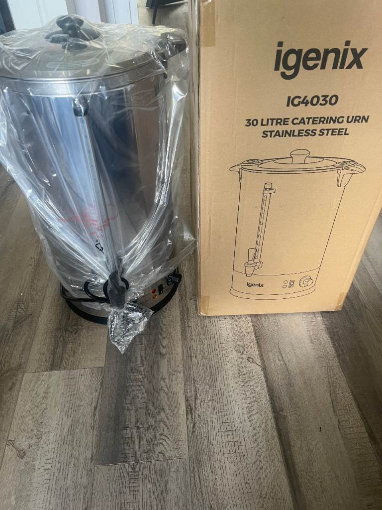 Brand new Igenix 30 litre water boiler