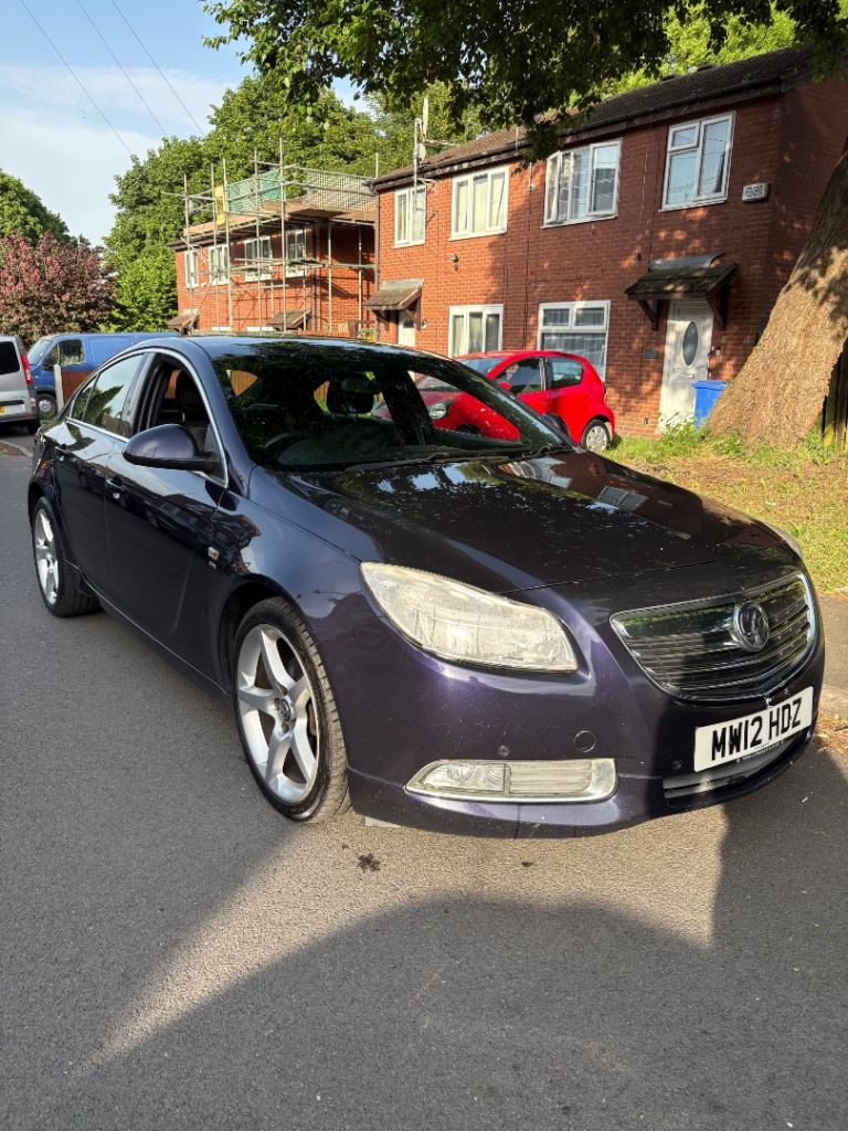 2012 12 Vauxhall Insignia SRI VX-LINE,  2.0L Diesel  12 MONTHS MOT £35 ROADTAX!