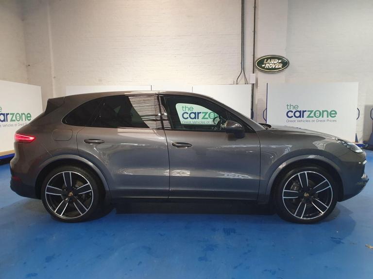 2019 Porsche Cayenne 3.0T V6 TiptronicS 4WD Euro 6 (s/s) 5dr ESTATE Petrol Automatic