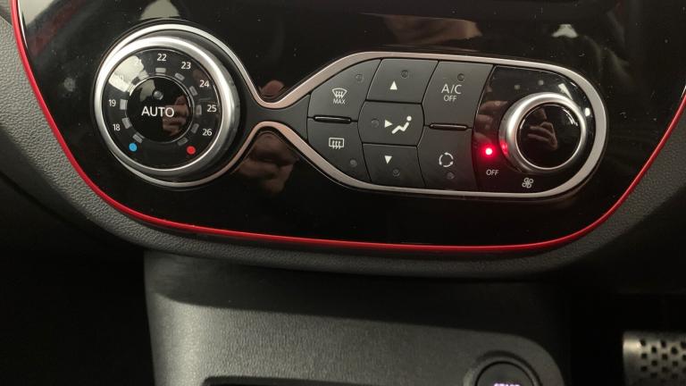 2020 Renault Captur 1.3 TCe ENERGY S Edition SUV 5dr Petrol EDC Euro 6 (s/s) (150 ps) SUV Petrol ...