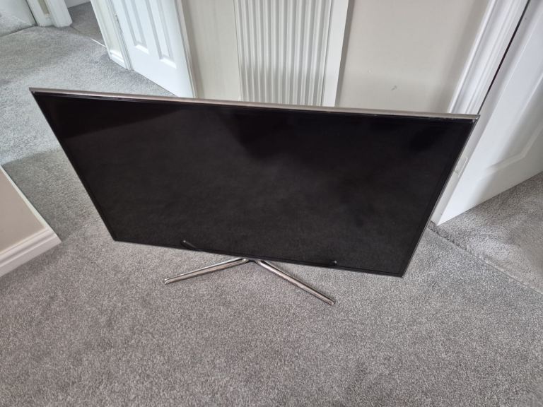Samsung 40” tv excellent condition 