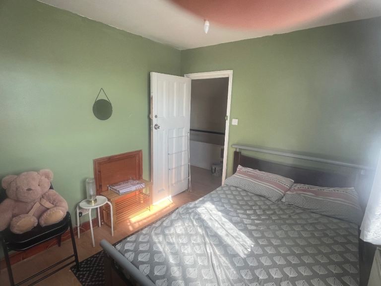 Room for rent 